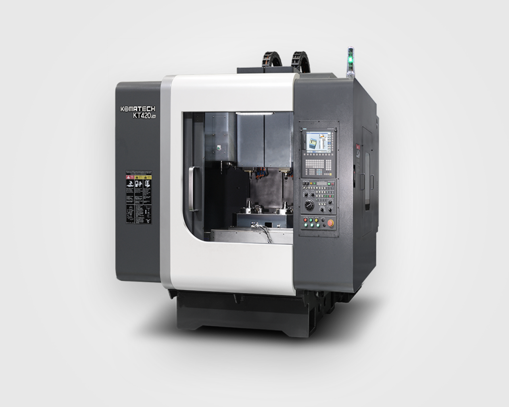 Komatech CNC-fräsmaskin för snabb och precis fräsbearbetning i industriproduktion